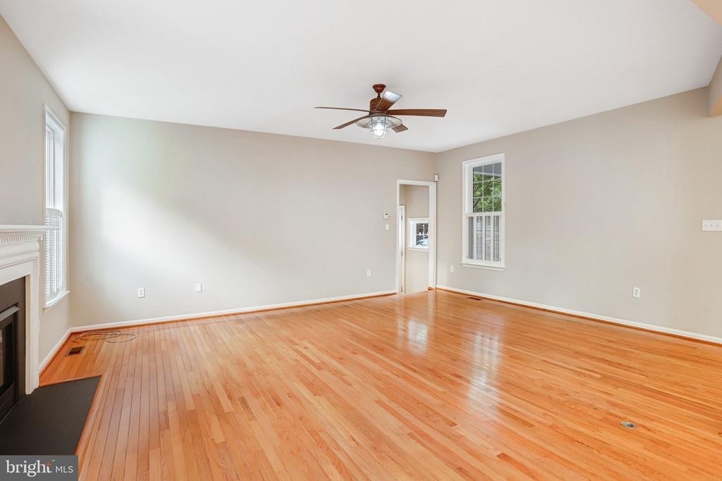 20391 Tilberg Street - Photo 32