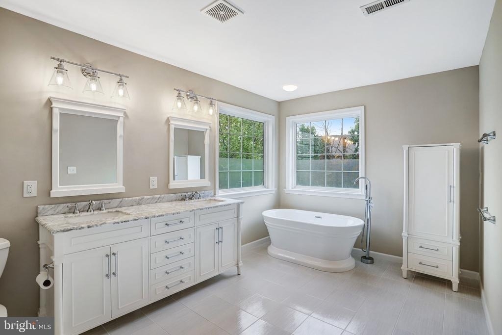 20391 Tilberg Street - Photo 53