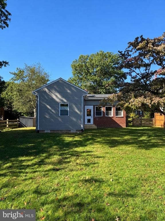 6813 Smithway Drive - Photo 19