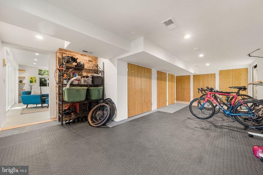 3320 Grass Hill Terrace - Photo 32