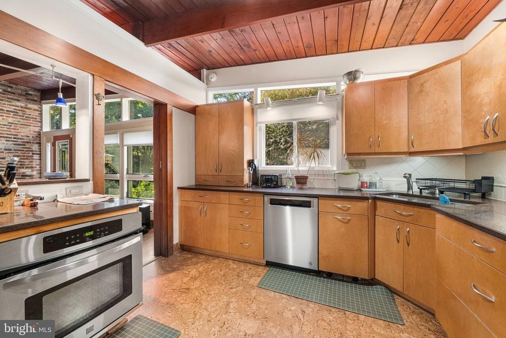 3320 Grass Hill Terrace - Photo 5