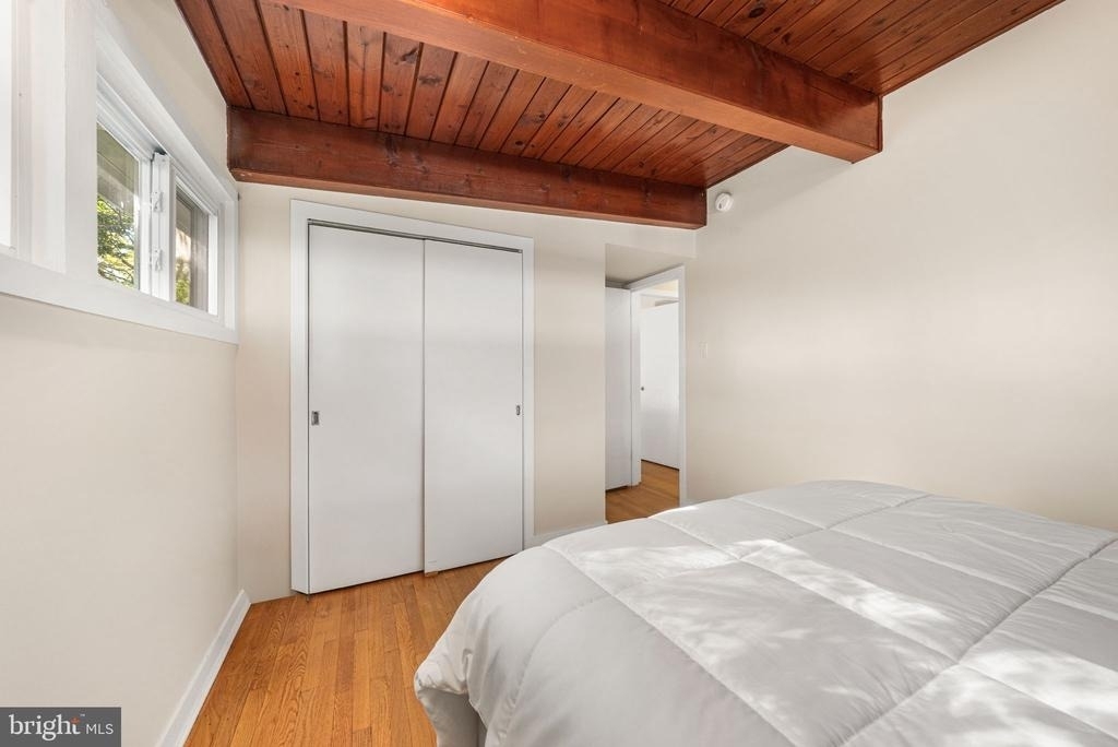 3320 Grass Hill Terrace - Photo 18