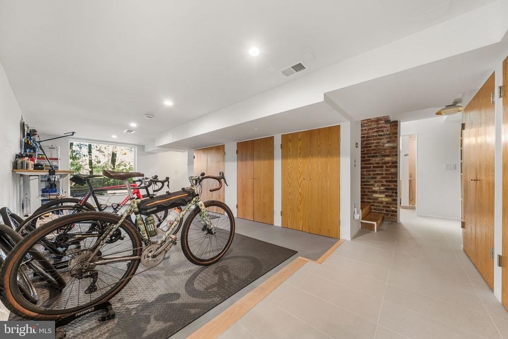 3320 Grass Hill Terrace - Photo 31