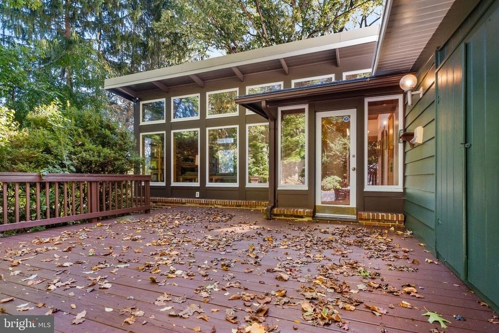 3320 Grass Hill Terrace - Photo 34
