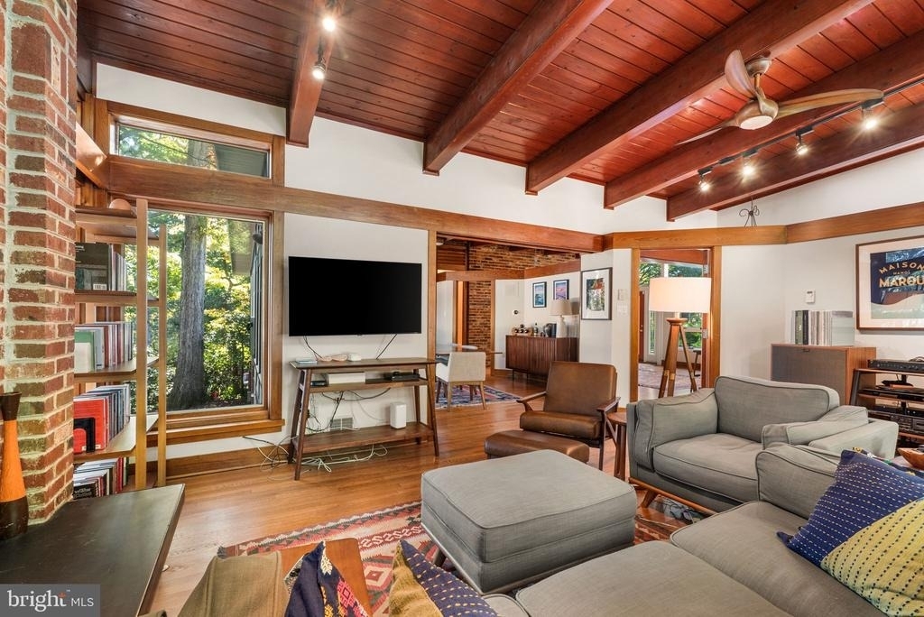 3320 Grass Hill Terrace - Photo 9