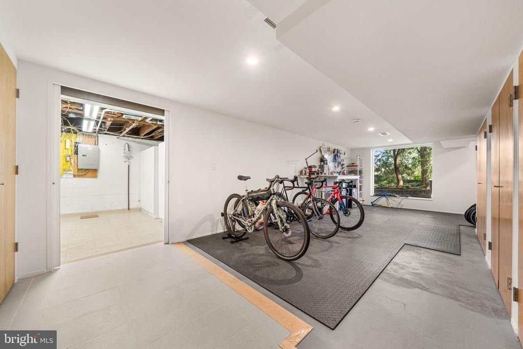 3320 Grass Hill Terrace - Photo 30