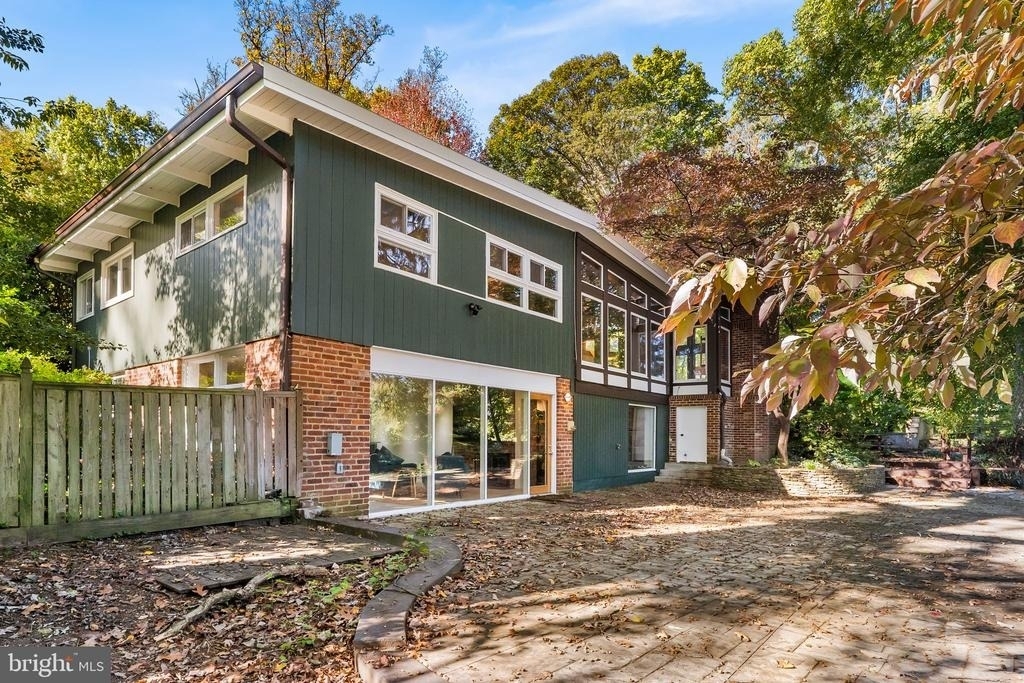3320 Grass Hill Terrace - Photo 37