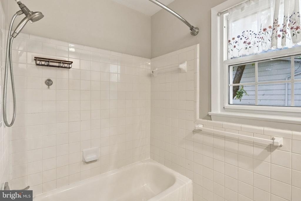 8614 Vernon Avenue - Photo 31