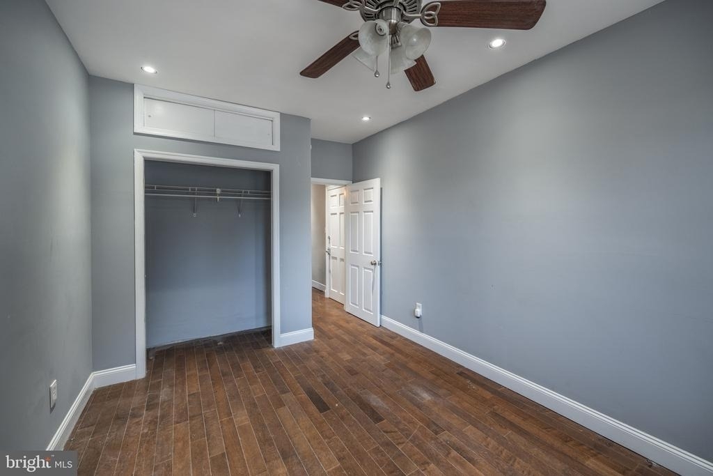 2635 E Somerset Street - Photo 10