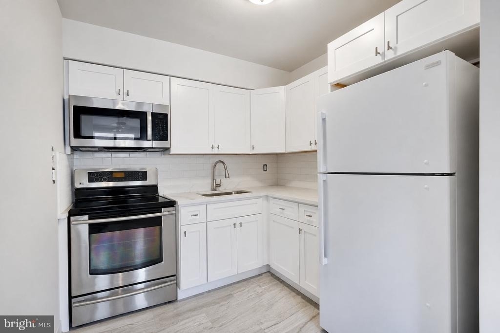 266 Bridge Street - Photo 0
