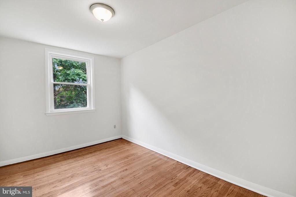 266 Bridge Street - Photo 5