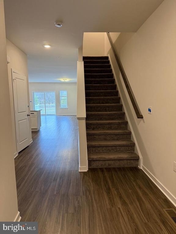 127 Painters Way - Photo 1