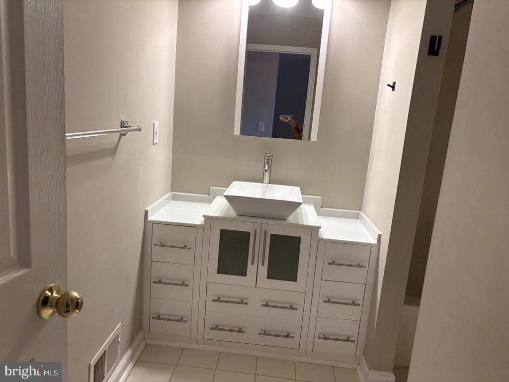 10 Windward Drive - Photo 8