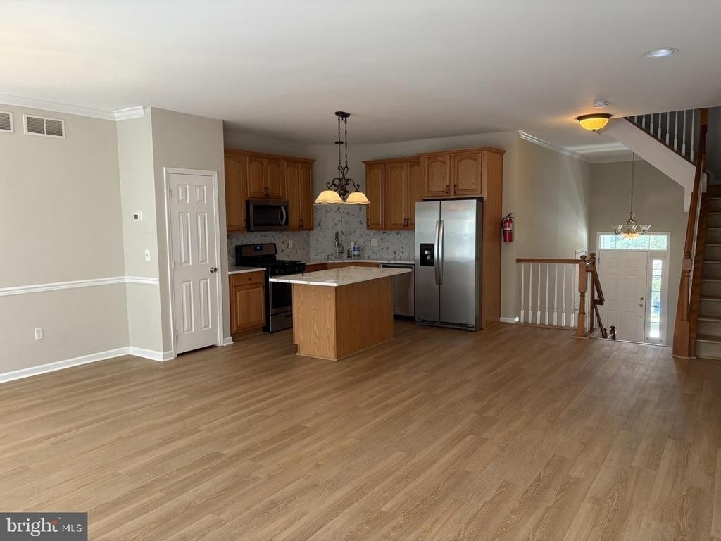 10 Windward Drive - Photo 2