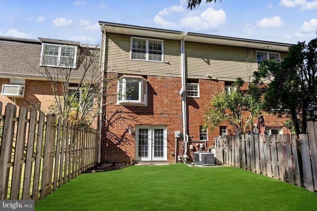 30 Trafalgar Court - Photo 43