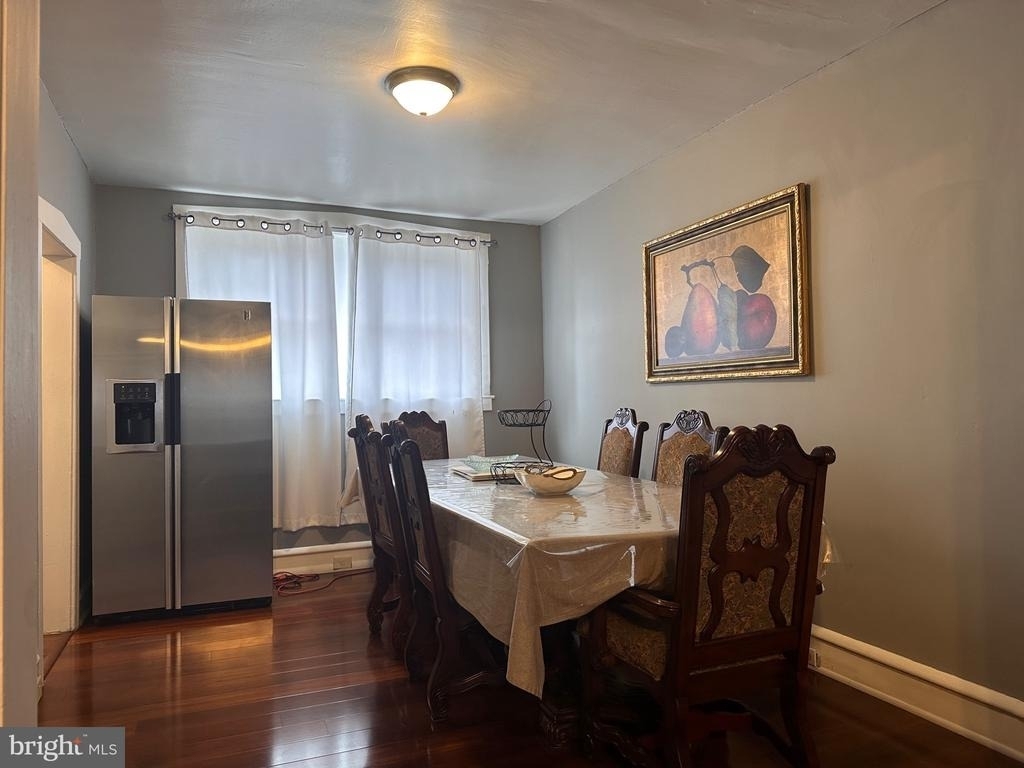 4612 Woodland Avenue - Photo 4