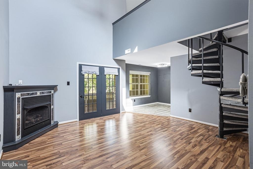 343 Tavistock - Photo 3