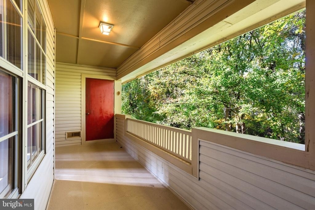 343 Tavistock - Photo 12