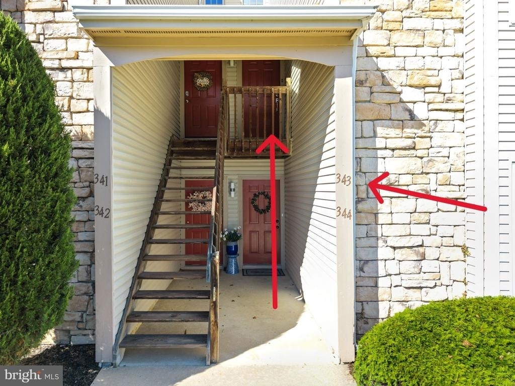 343 Tavistock - Photo 1