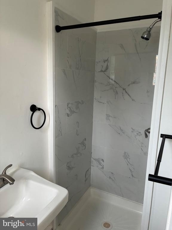 2503 46th Street - Photo 1