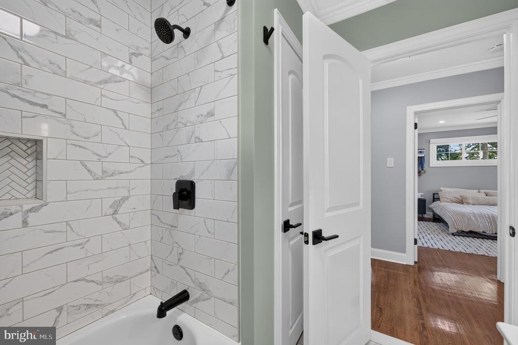 532 River Drive - Photo 12