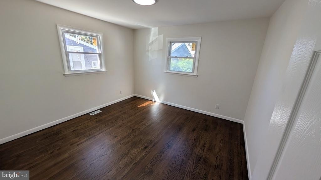 83 W 8th Street - Photo 5