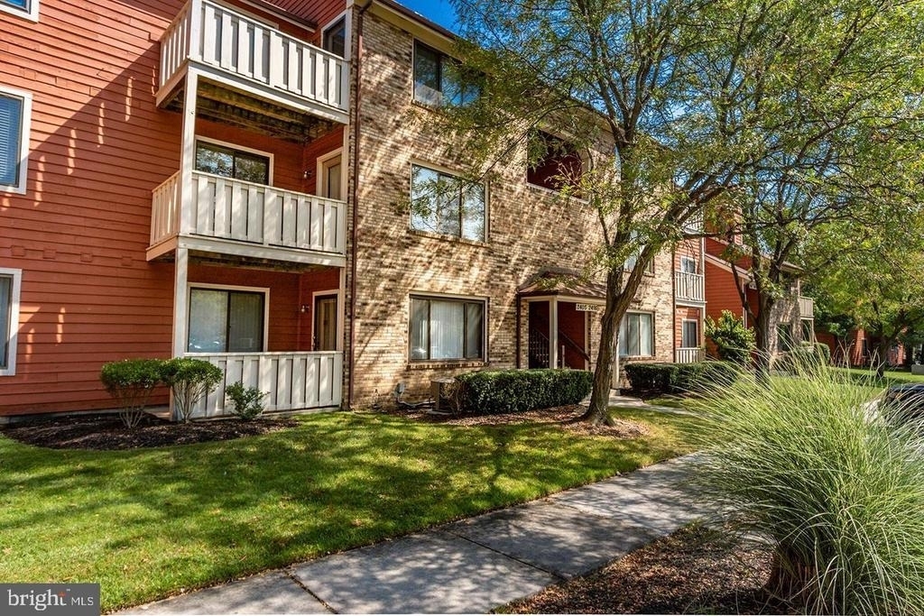 2408 Durham Court - Photo 7