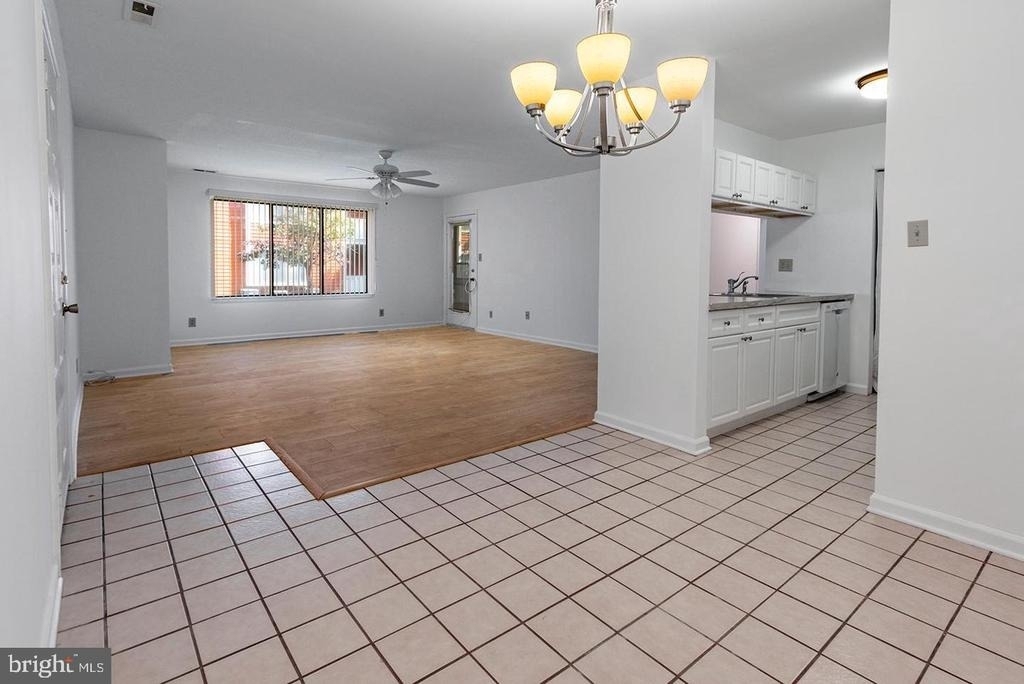 2408 Durham Court - Photo 1