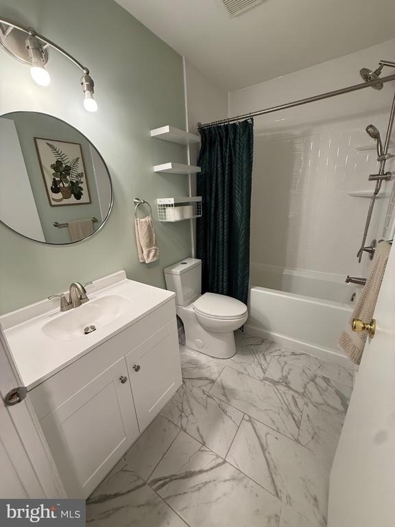 2408 Durham Court - Photo 4