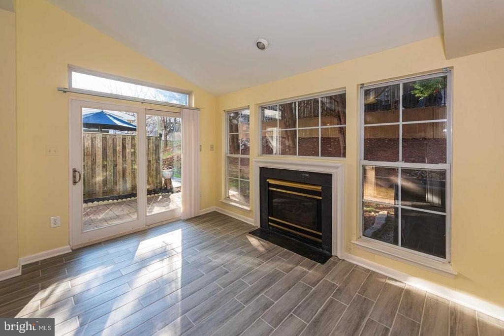 18076 Royal Bonnet Circle - Photo 5