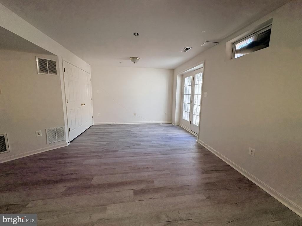 5809 Mercantile Drive W - Photo 4