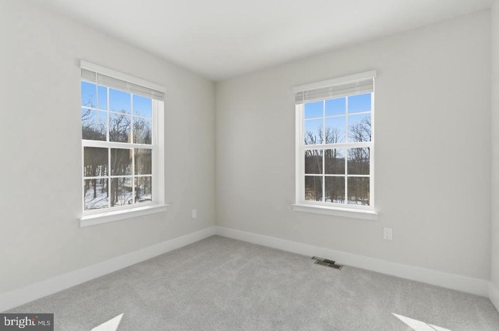 1722 Water Crossing Road - Photo 27