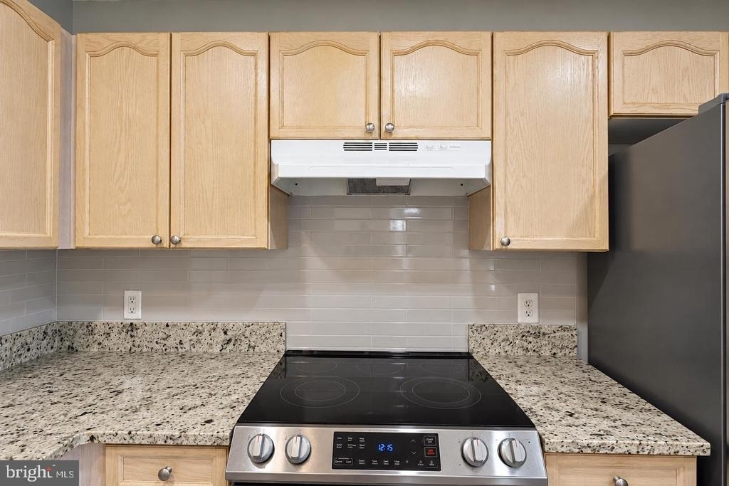 9614 Button Buck Circle - Photo 23