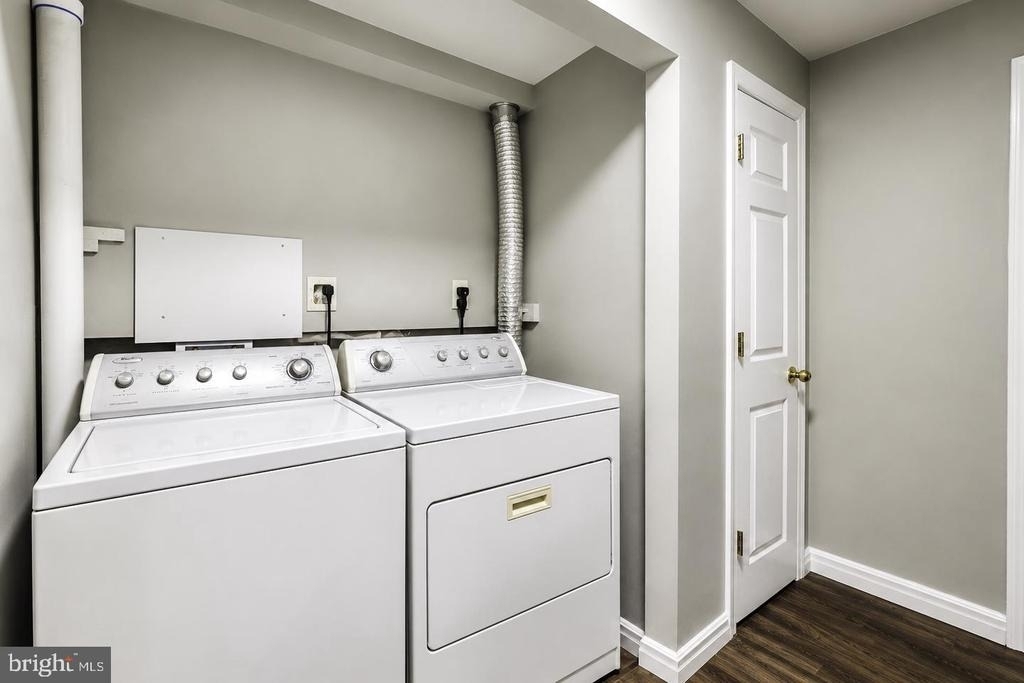 9614 Button Buck Circle - Photo 34