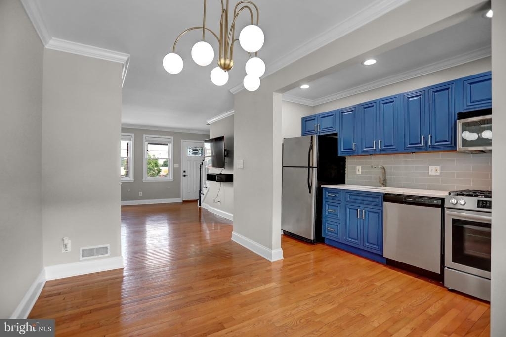 406 Kane Street - Photo 4