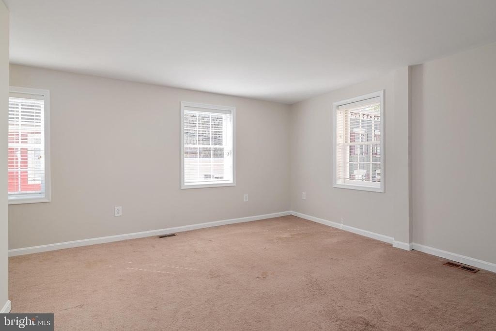 42 Pinkney Street - Photo 12