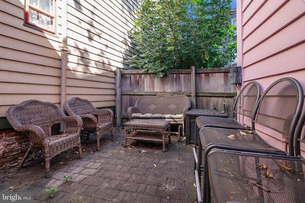 42 Pinkney Street - Photo 20