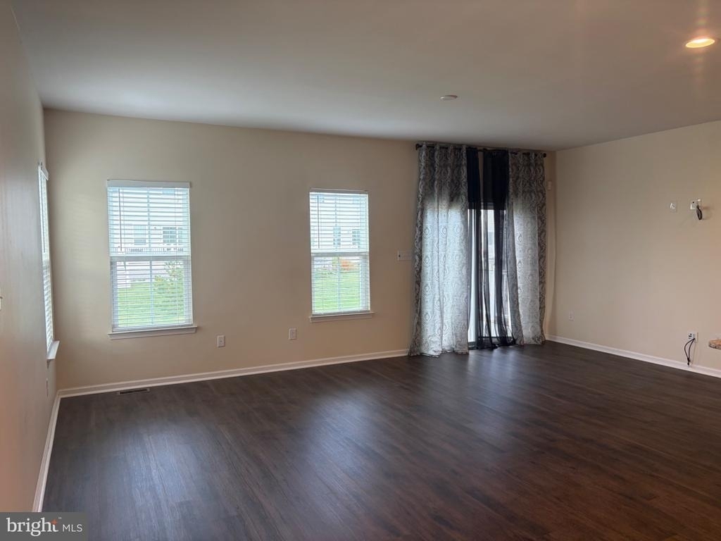 433 Goodwick Drive - Photo 9
