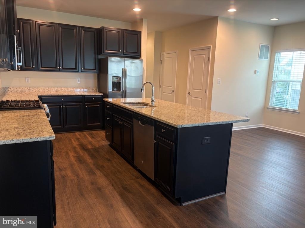 433 Goodwick Drive - Photo 8