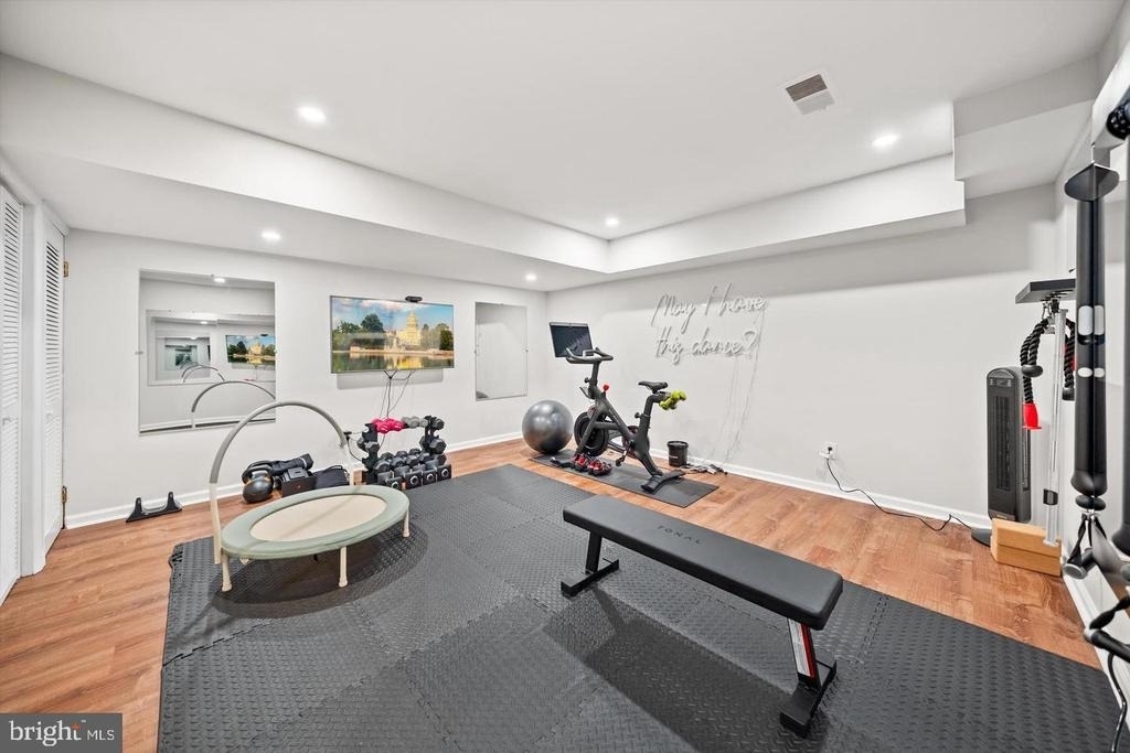 3721 Huntington Street Nw - Photo 24