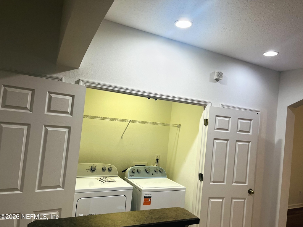 6188 High Tide Boulevard - Photo 13