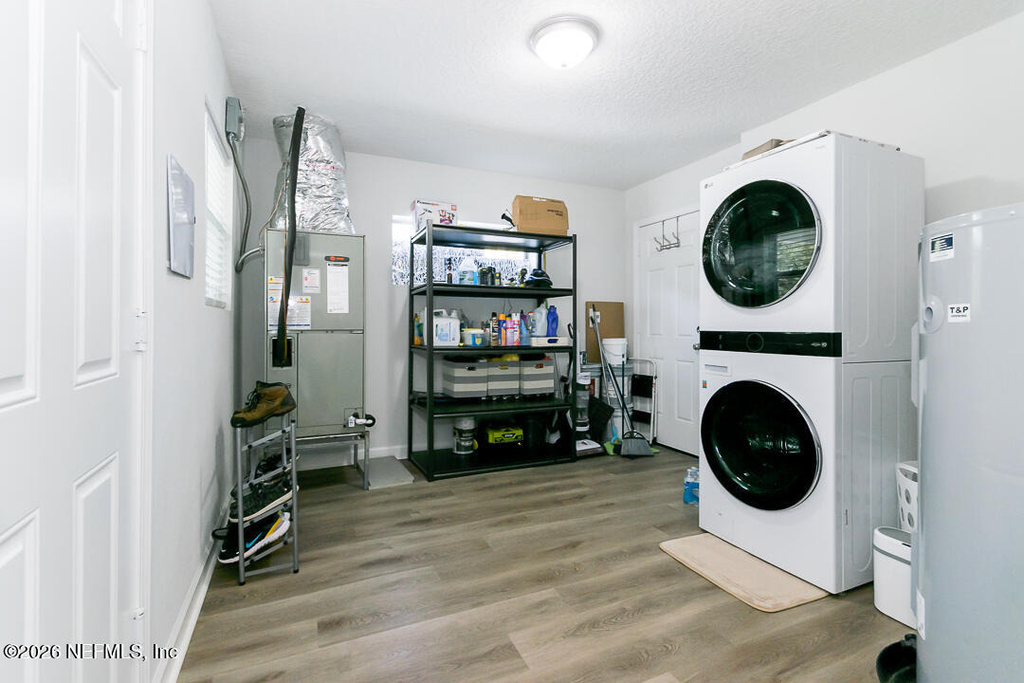 6221 Ashwood Lane - Photo 17