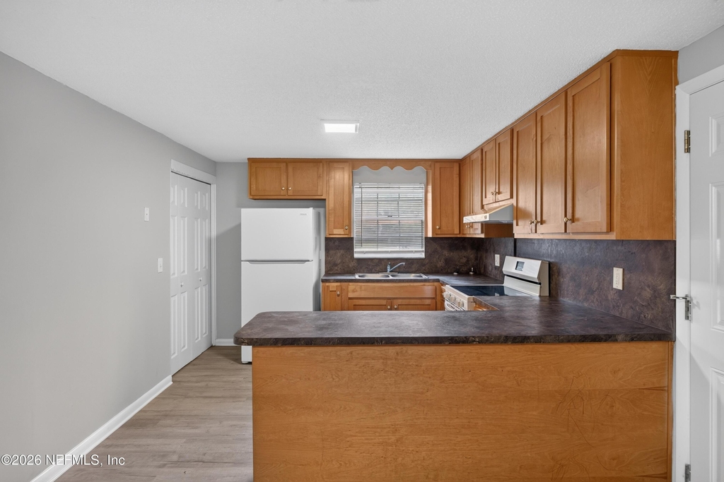 1435 Undine Avenue - Photo 6