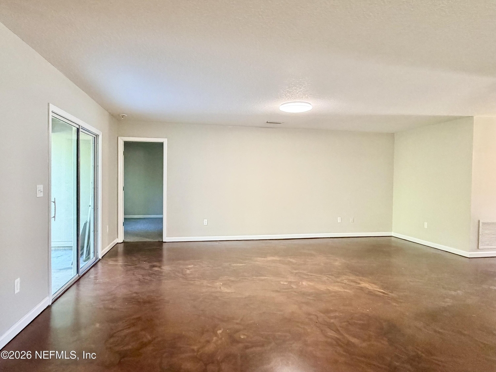 11987 Sands Pointe Court - Photo 9