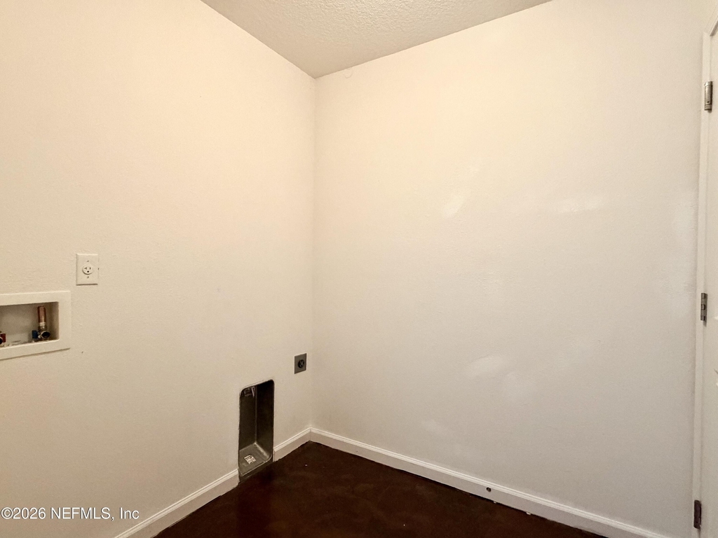 11987 Sands Pointe Court - Photo 23