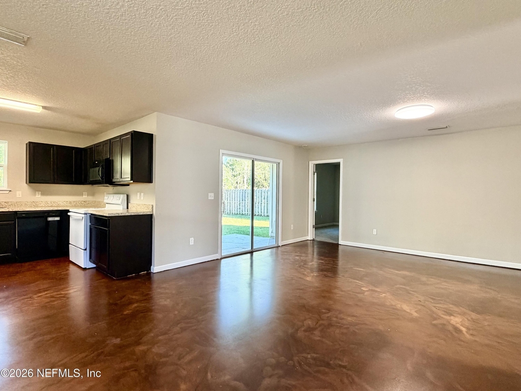 11987 Sands Pointe Court - Photo 8