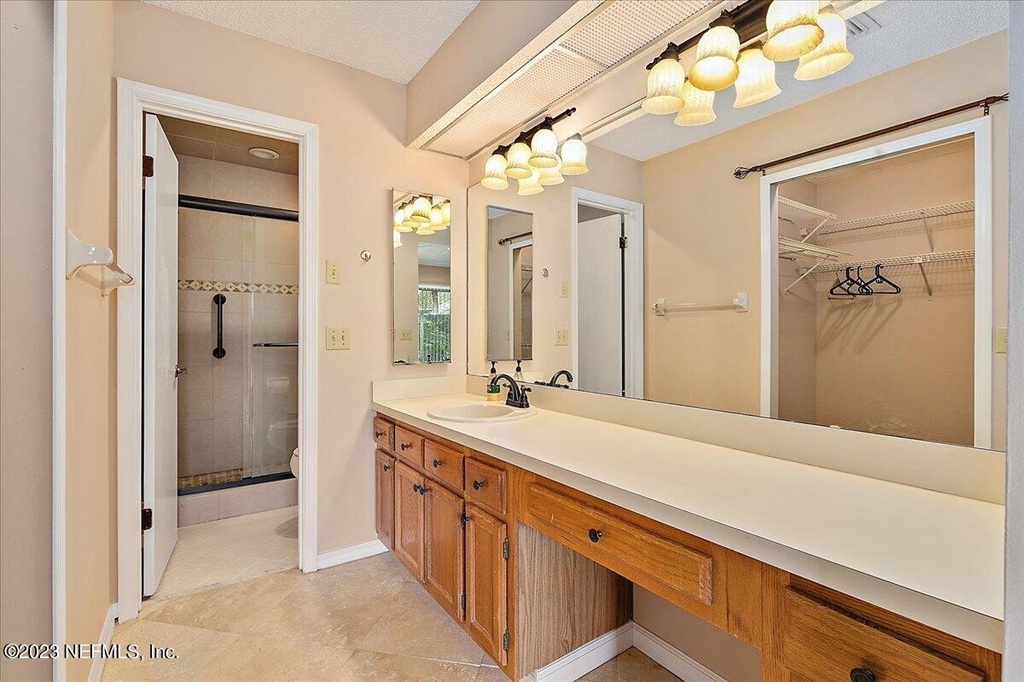 2748 Biarritz Court - Photo 6