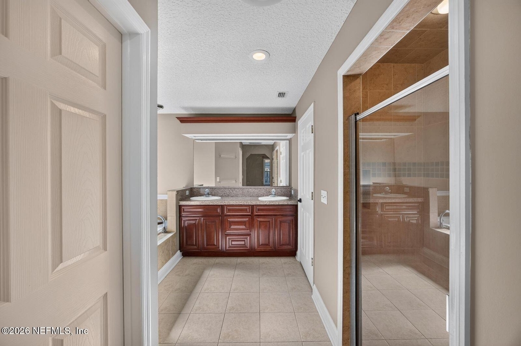 1006 Clay Street - Photo 27