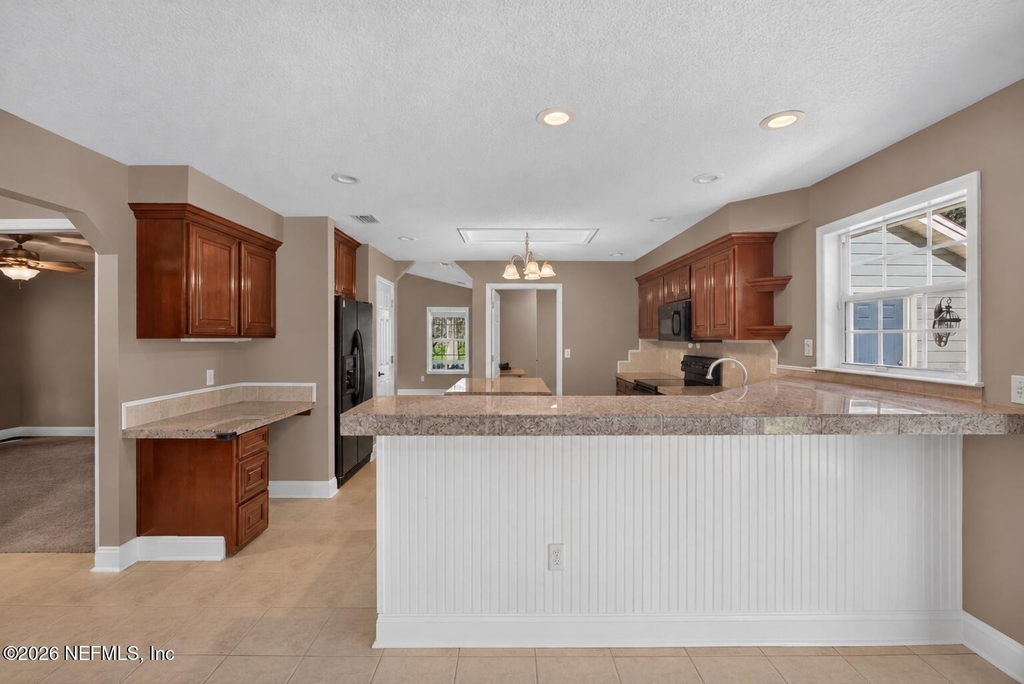1006 Clay Street - Photo 12