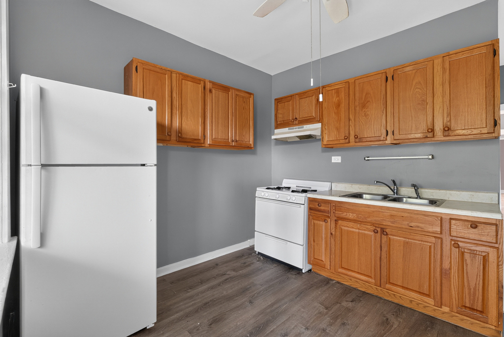 340 S Homan Street - Photo 3
